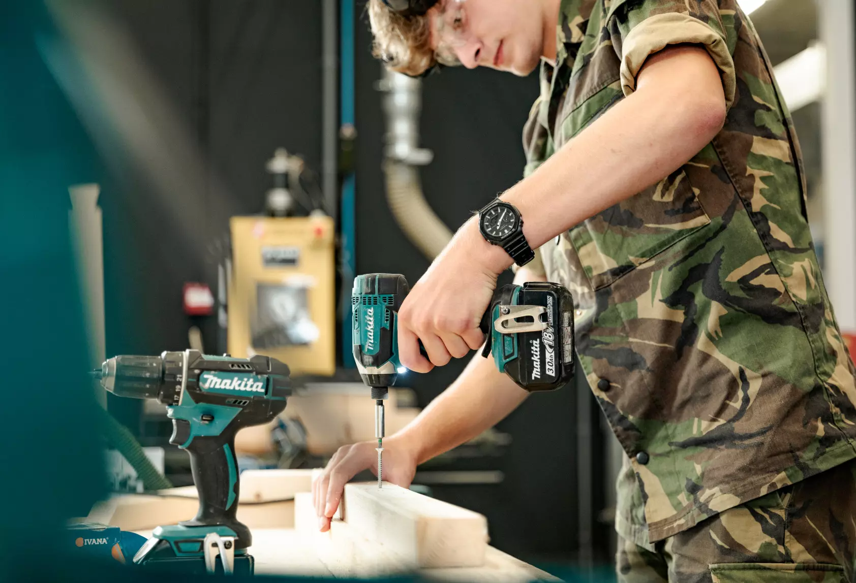 Eerste monteur service en onderhoud elektrotechniek en instrumentatie mbo 3  Defensie