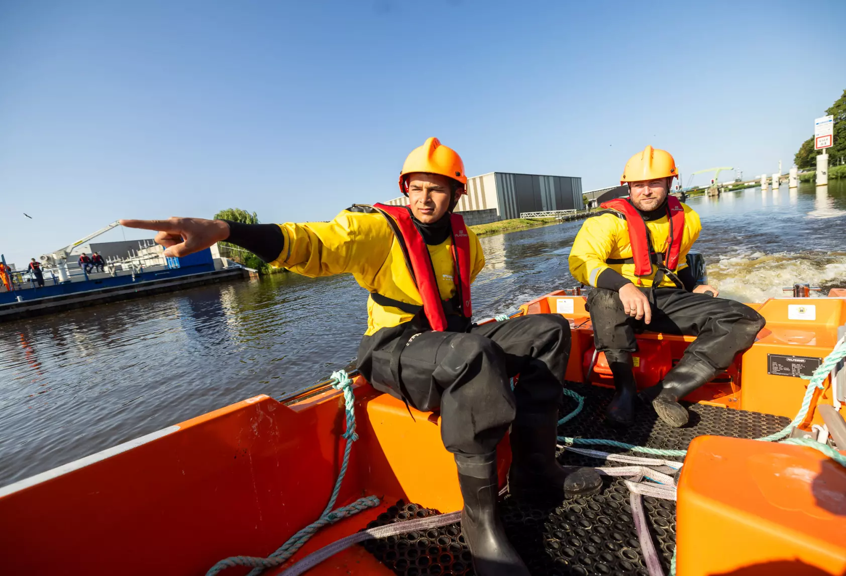 Stuurman werktuigkundige zeevisvaart SW6 mbo 2
