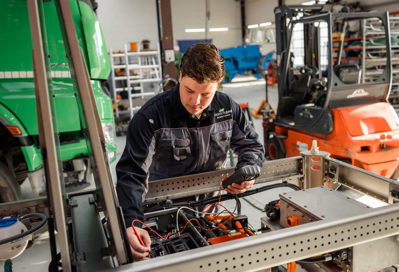Student Technicus engineering – Specialist mobiele techniek meet apparatuur uit bij Firda Heerenveen