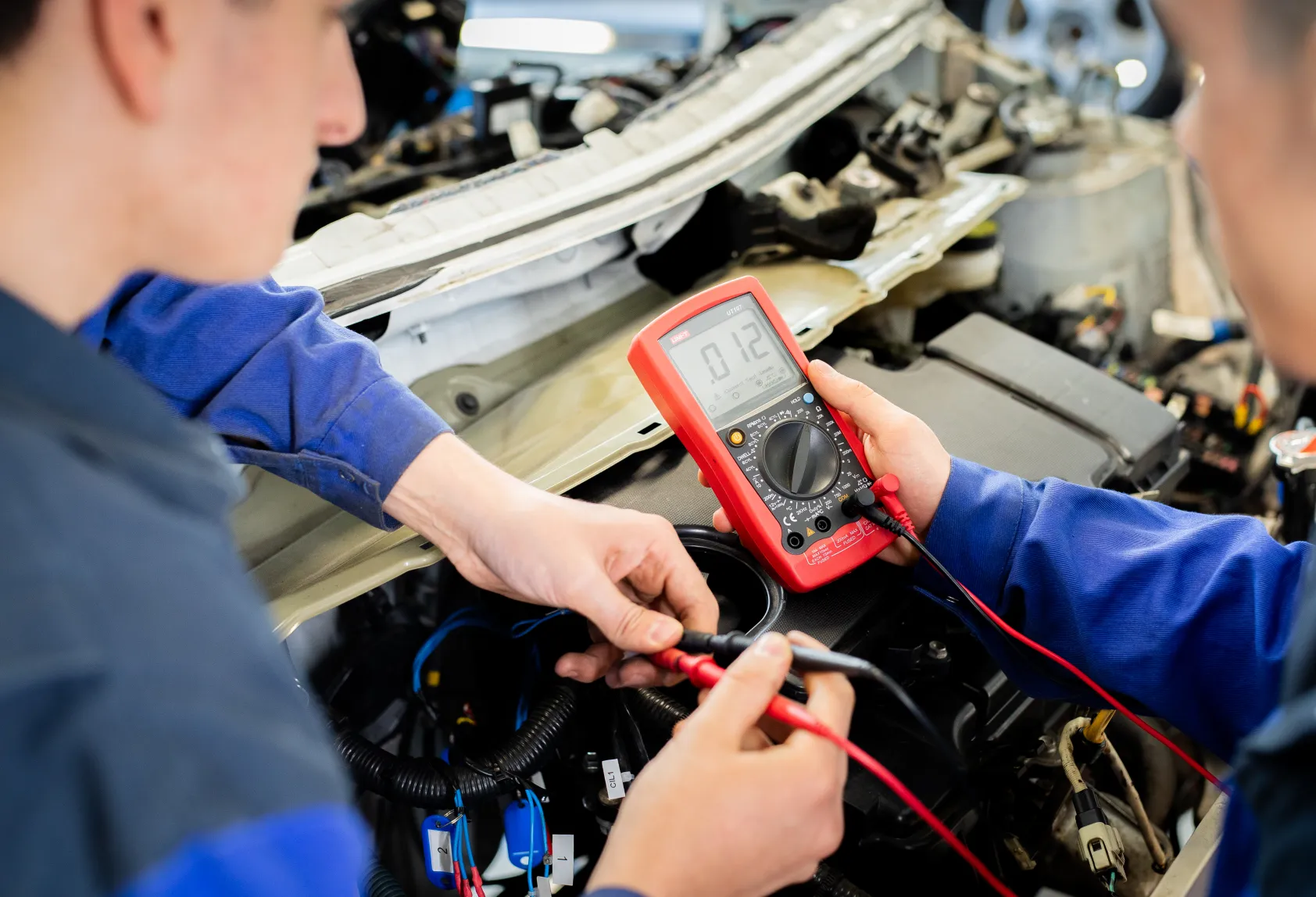 Technisch specialist personenauto's bij Firda Heerenveen