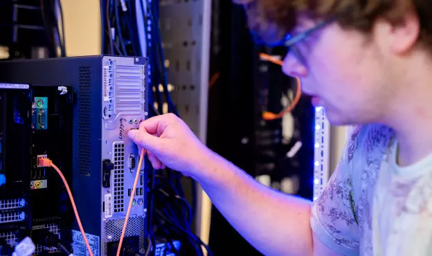 Expert IT systems and devices