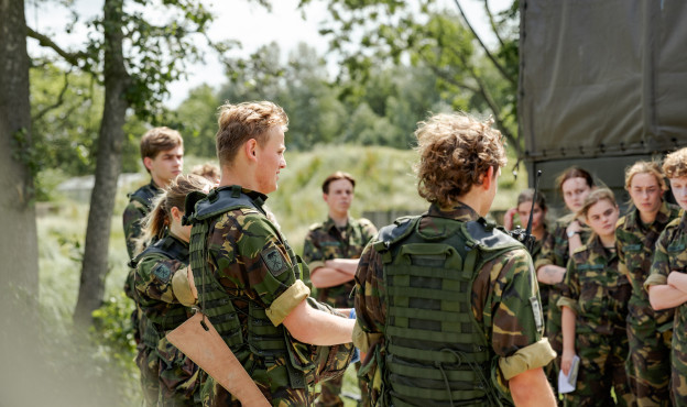 Aankomend onderofficier grondoptreden