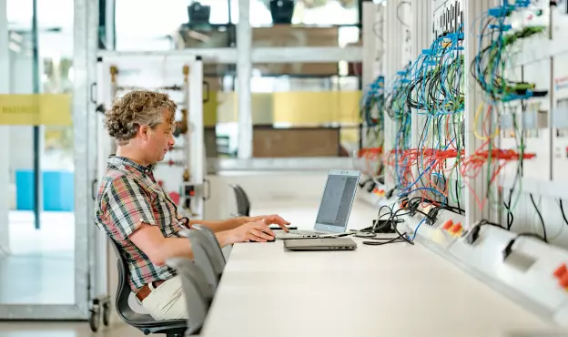 eerste monteur service en onderhoud elektrotechniek en instrumentatie mbo 3