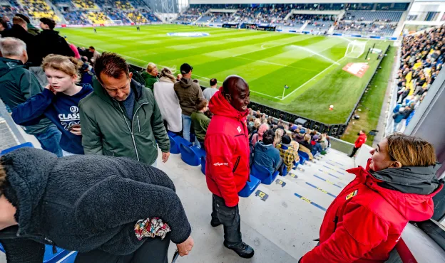 Even geen school, maar volop stadion bij wedstrijd van Cambuur