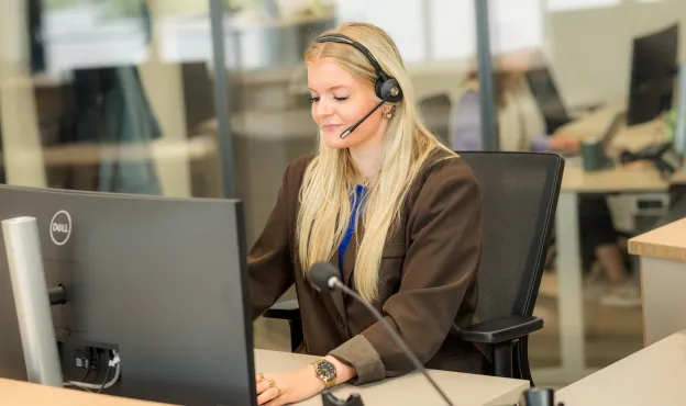 allround medewerker administratie en receptie bij Firda