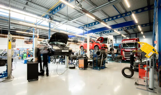 Praktijkhal Voertuigen en Mobiele werktuigen Firda Heerenveen, locatie Saturnus