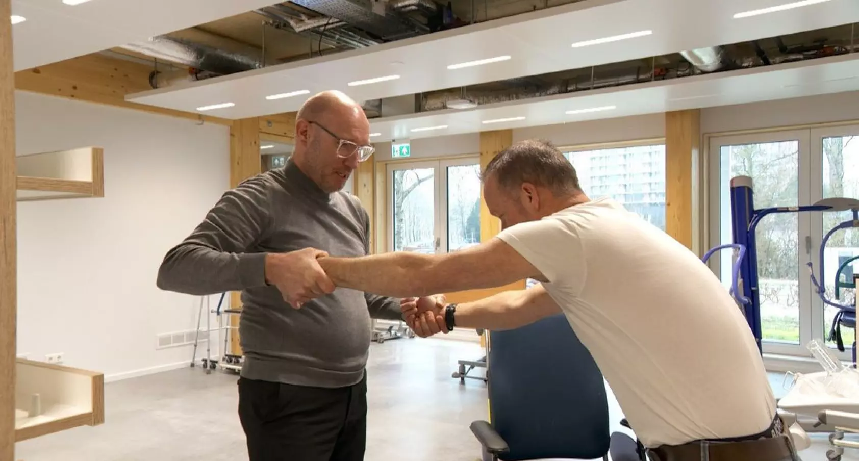 Zijinstromer aan het werk in de zorg