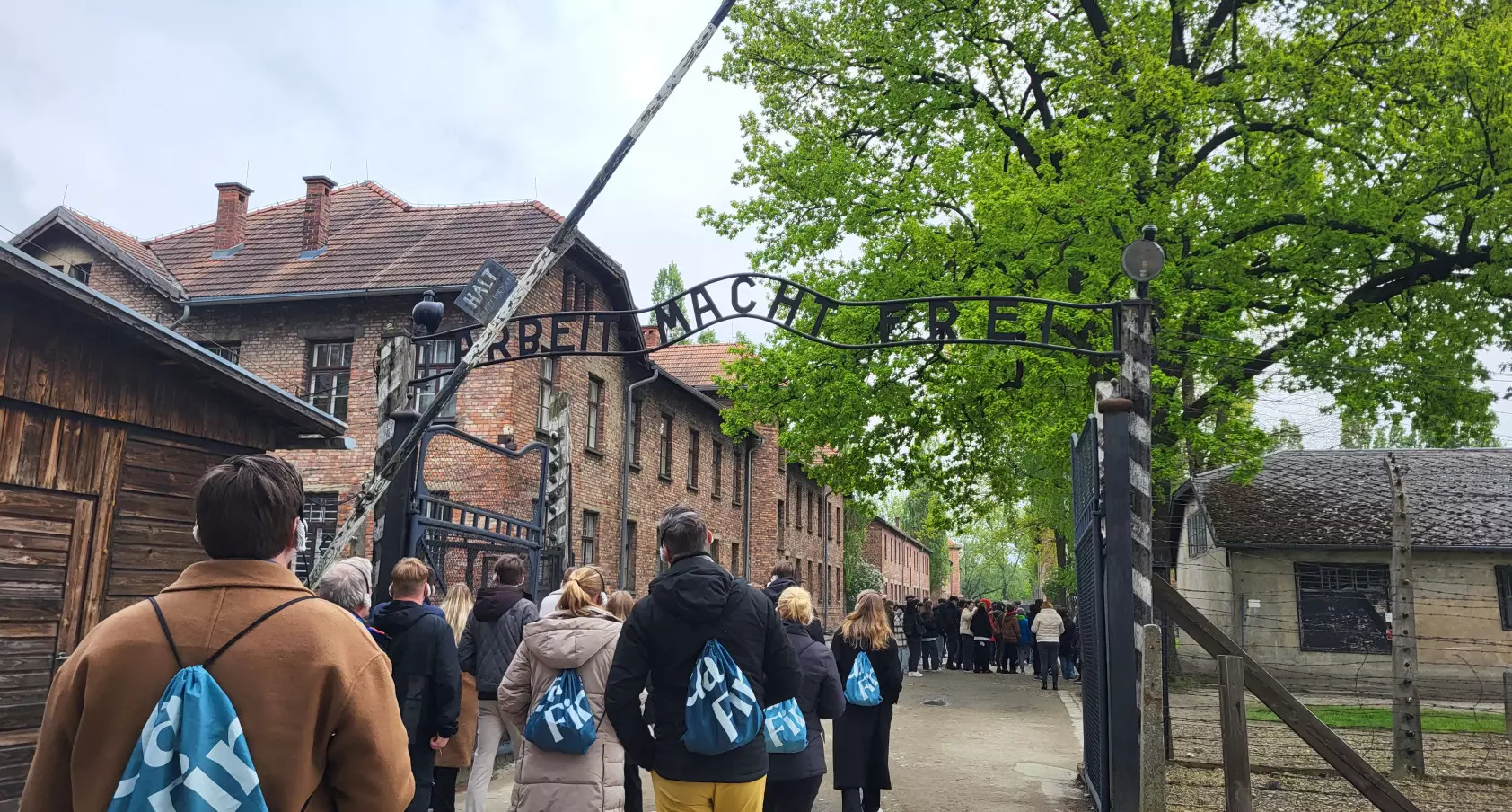 Studenten herdenken in Auschwitz