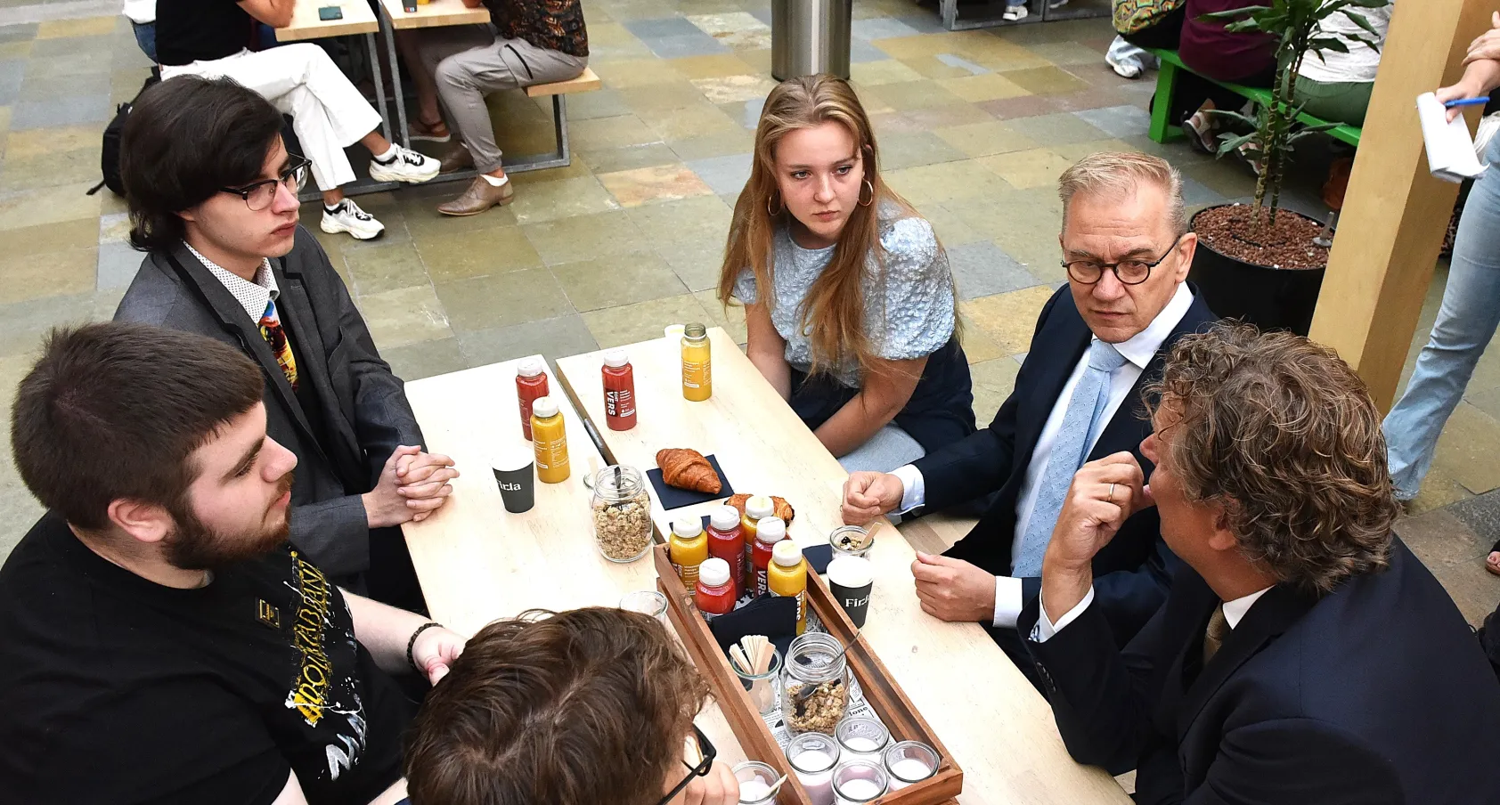 Minister Eppo Bruins